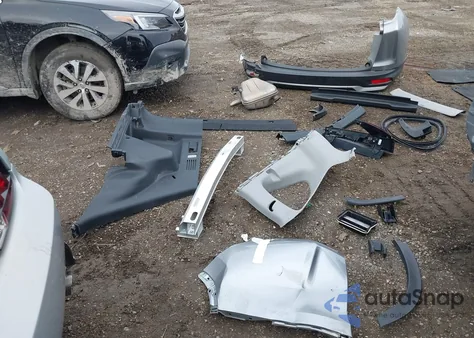 2020 Honda Cr-V 2Wd Ex z USA, uszkodzony, nr VIN 7FARW1H52LE009353